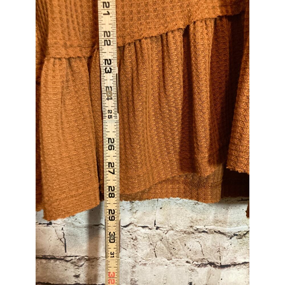 New In Lagenlook Top Womens Medium Rust Brown Waffle Ruffle Hem Thermal Boho - Picture 8 of 12